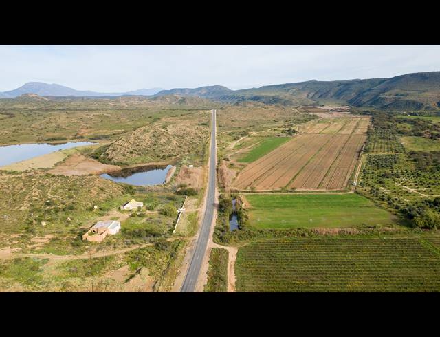 24.40HA FARM FOR SALE IN BARRYDALE
